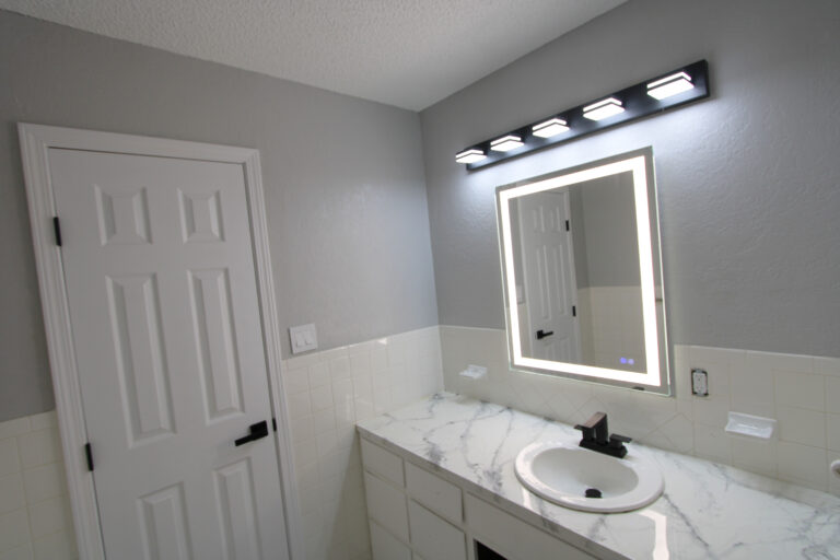 bathroom vanity1b 768x512